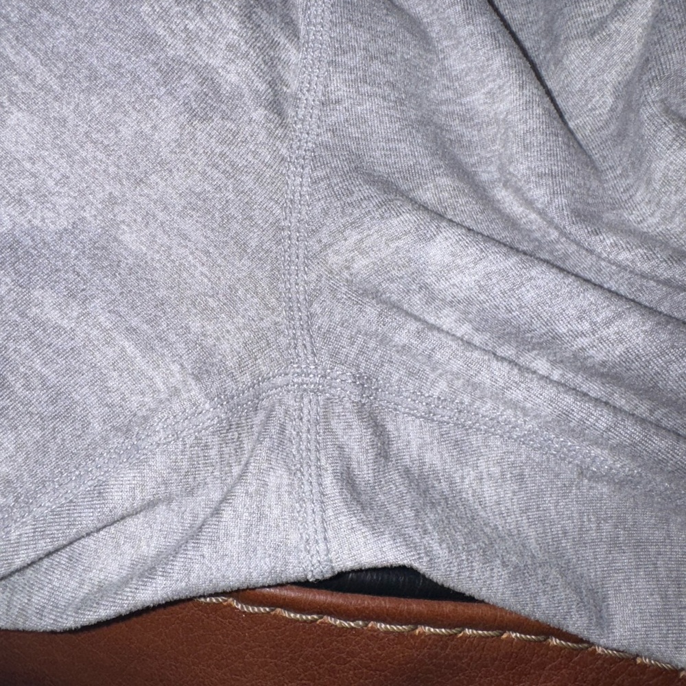 Vuori Light Gray Camo halo joggers - Picture 4 of 4